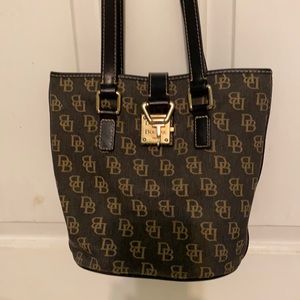 Dooney & Bourke black bag used 11 inches wide & 10 inches tall